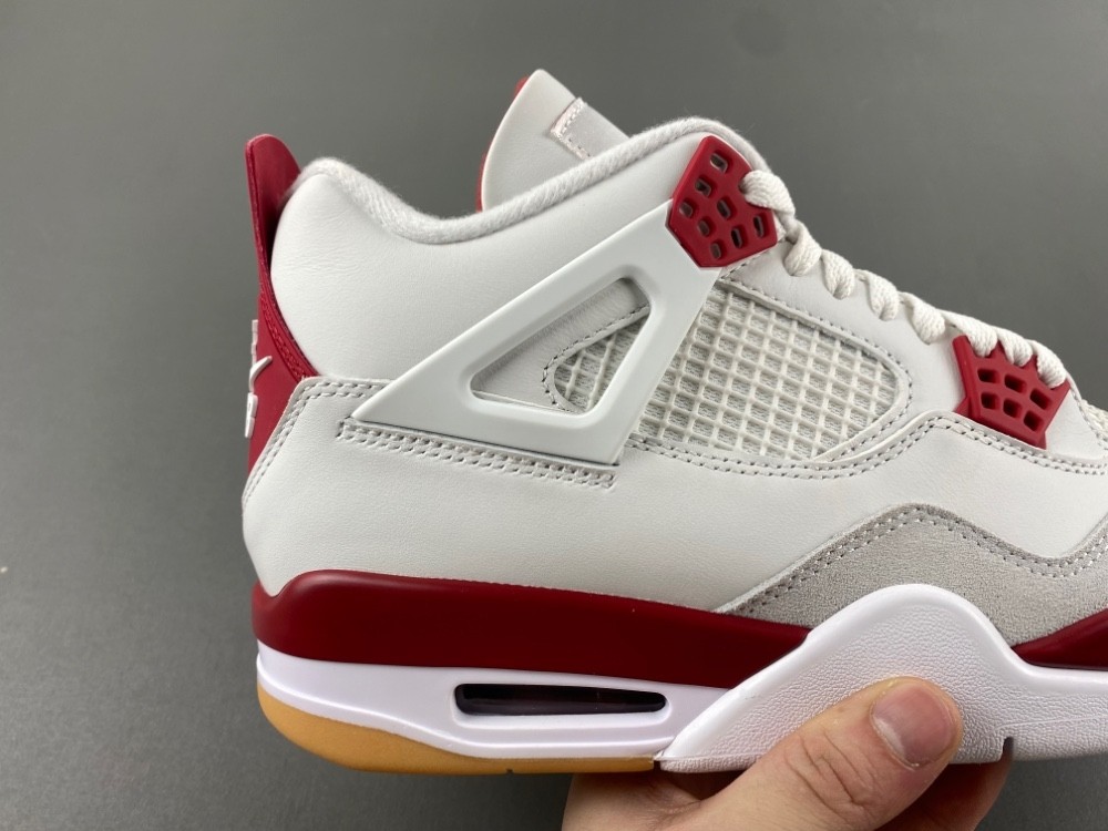 Nike SB X Air Jordan 4 Retro SP