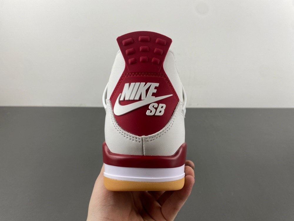 Nike SB X Air Jordan 4 Retro SP