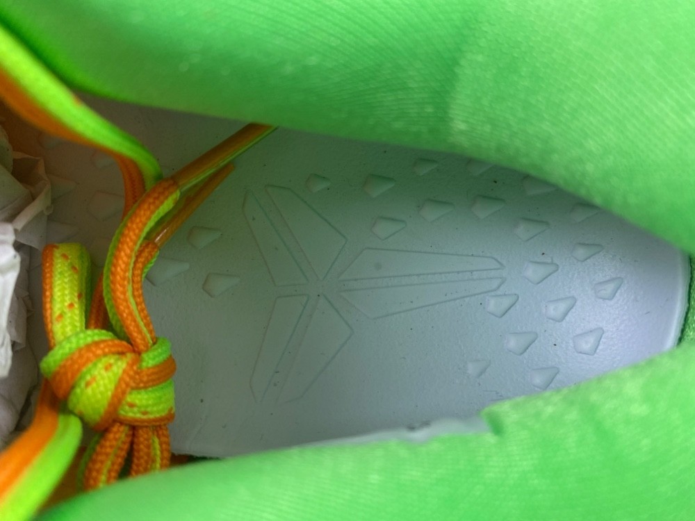Nike Kobe 8 Protro What The Kobe 2025 HM9621-900