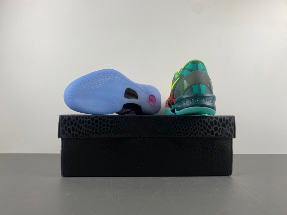 Nike Kobe 8 Protro What The Kobe 2025 HM9621-900