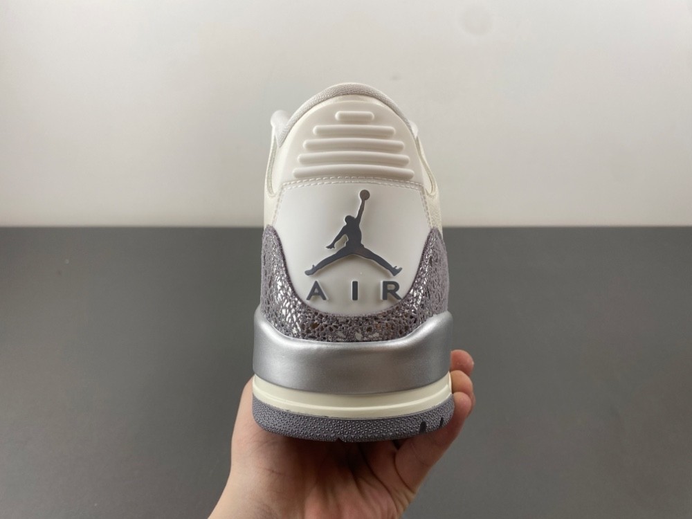Air Jordan 3 Retro Sail Cement Grey (Women