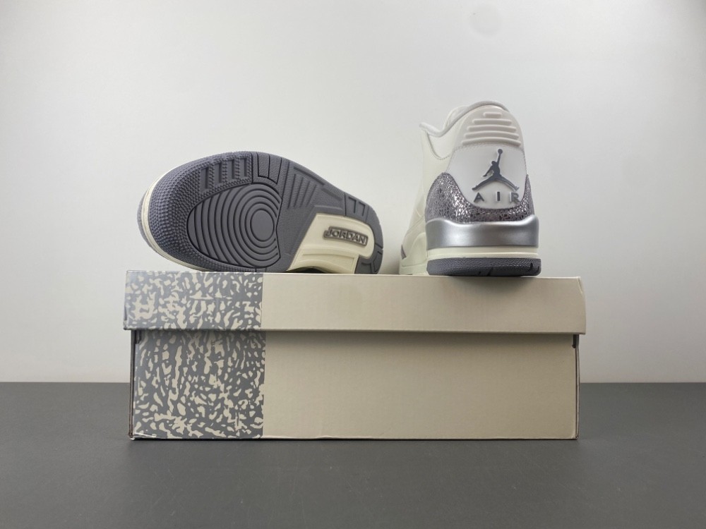 Air Jordan 3 Retro Sail Cement Grey (Women