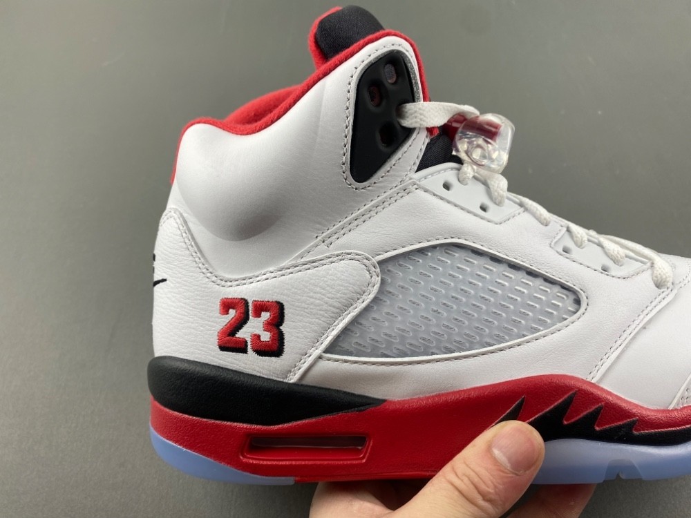 Air Jordan 5 Retro Fire Red Black Tongue (2025) - HQ7978-101