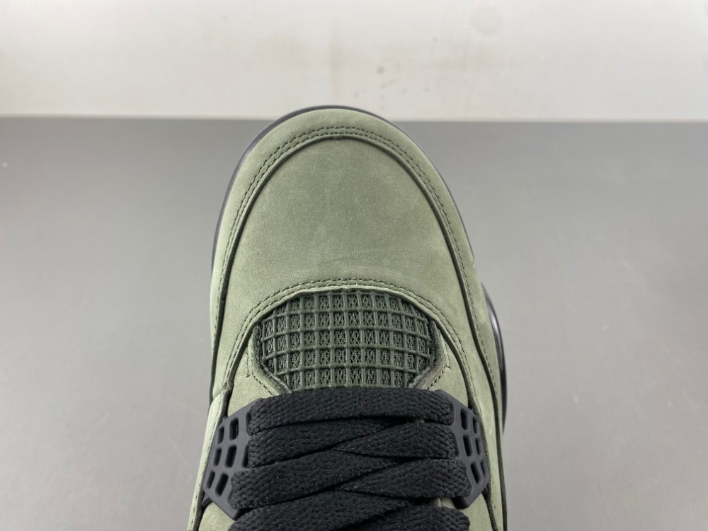 UNDEFEATED x Air Jordan 4 2025 IB1519-200