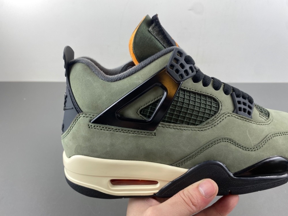 UNDEFEATED x Air Jordan 4 2025 IB1519-200