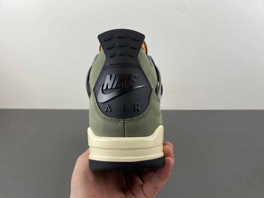 UNDEFEATED x Air Jordan 4 2025 IB1519-200