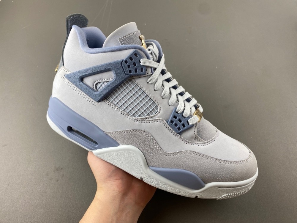 Air Jordan 4 Retro NCAA UNC Tarheels PE (2025) HV9204-407
