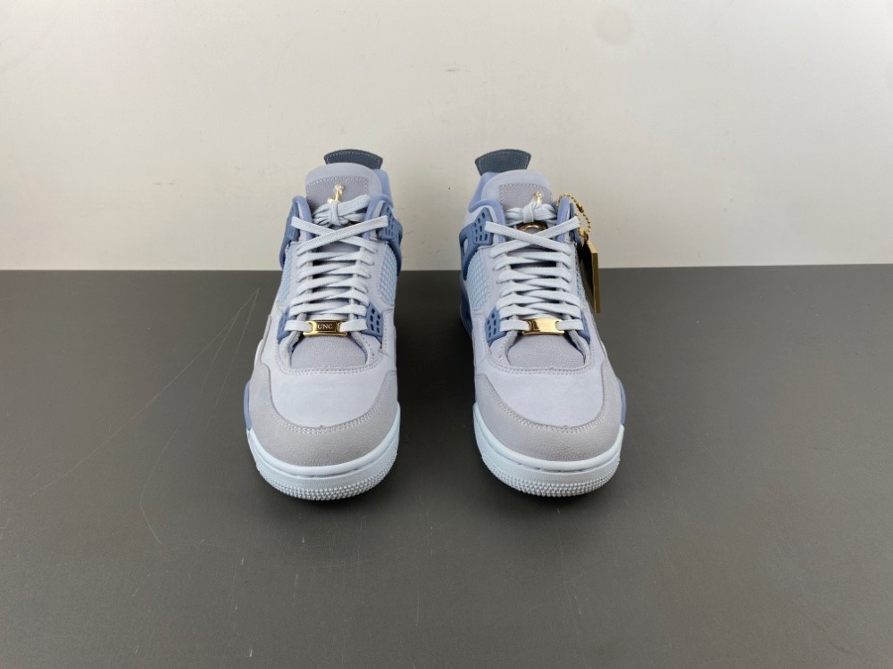 Air Jordan 4 Retro NCAA UNC Tarheels PE (2025) HV9204-407