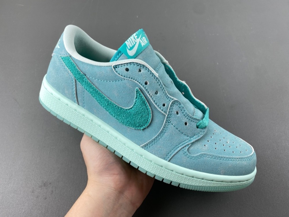 Air Jordan 1 Retro Low OG Washed Teal (Women