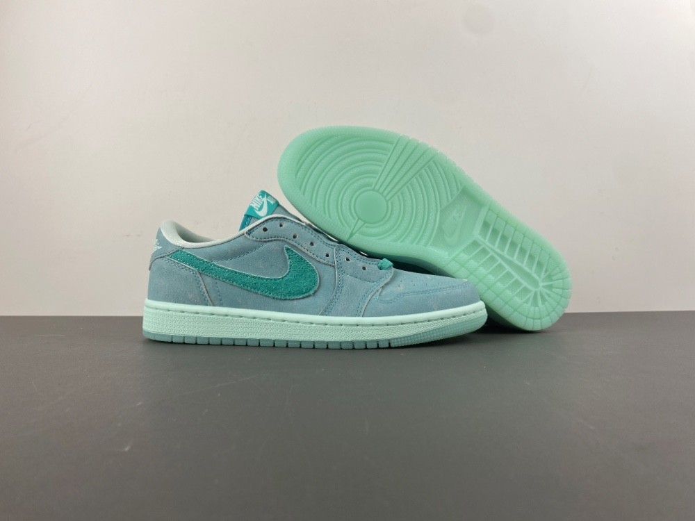 Air Jordan 1 Retro Low OG Washed Teal (Women