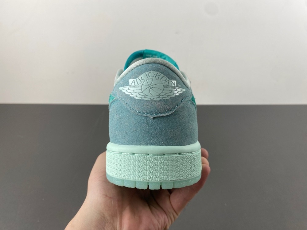 Air Jordan 1 Retro Low OG Washed Teal (Women