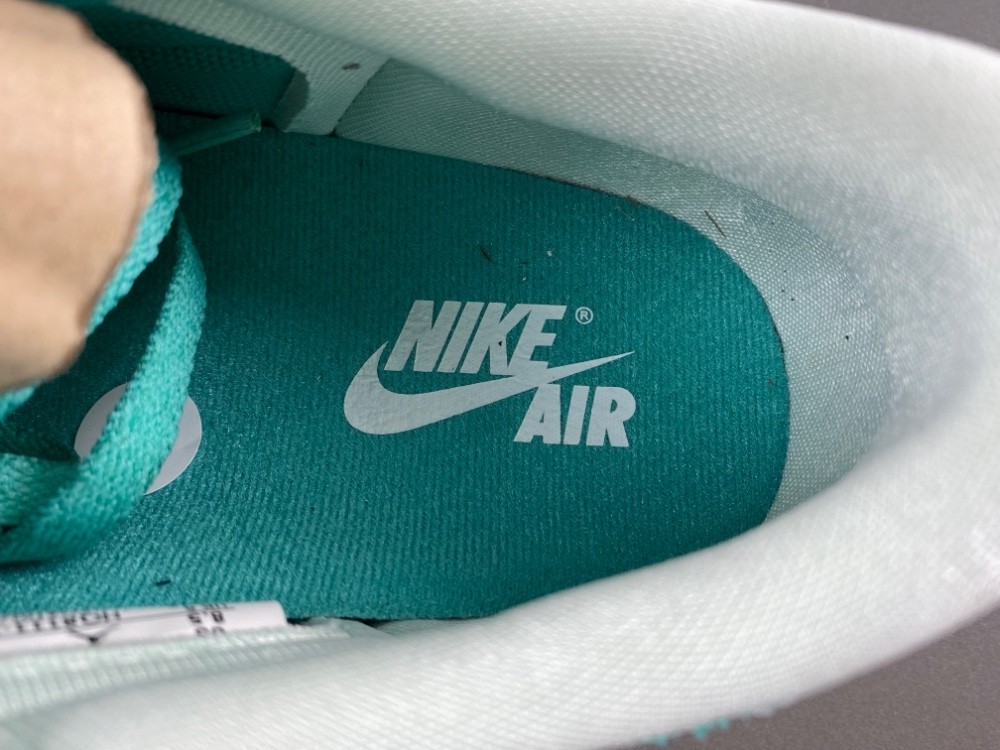 Air Jordan 1 Retro Low OG Washed Teal (Women