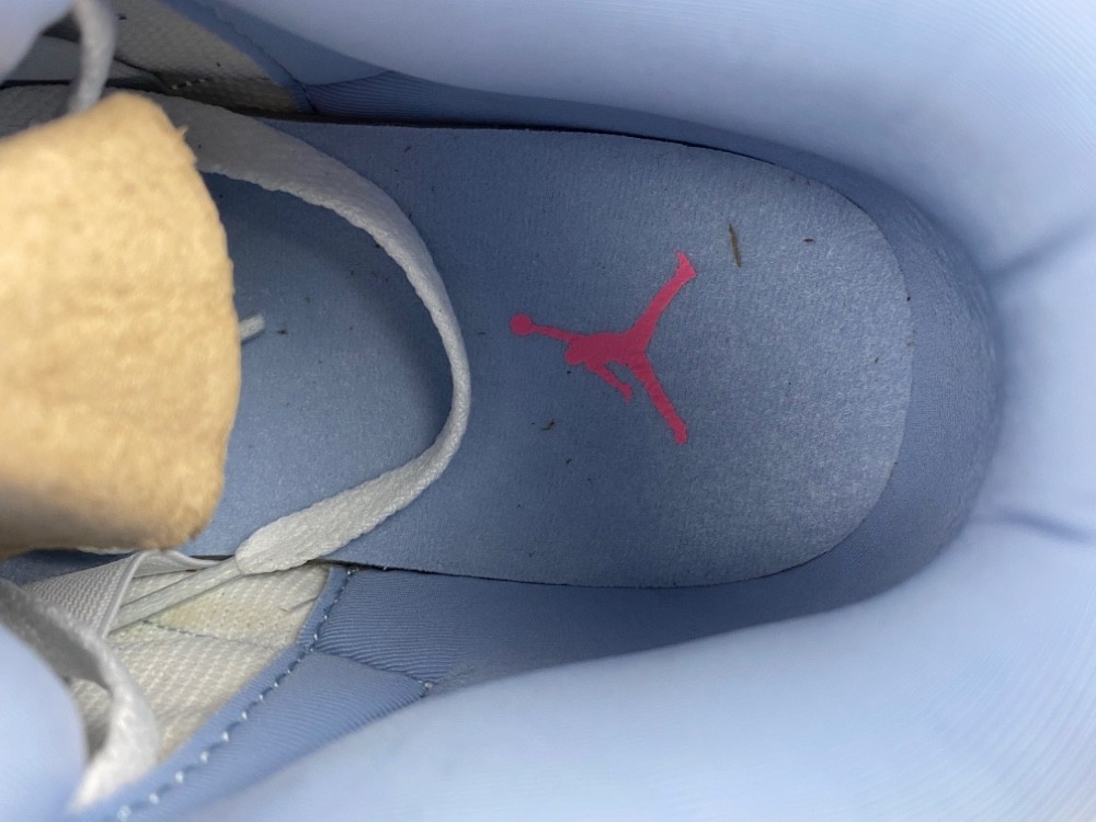 Air Jordan 3 Retro White Cobalt Bliss (GS) - HQ0784-101