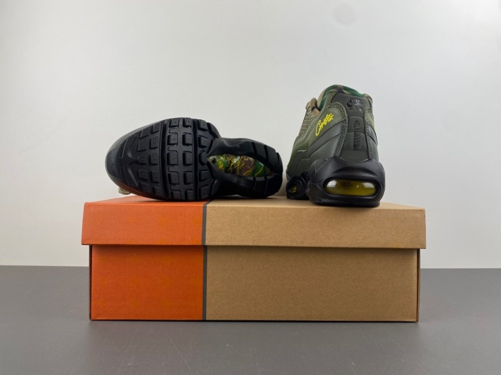 Nike Corteiz X Air Max 95 SP Rules The World FB2709-300