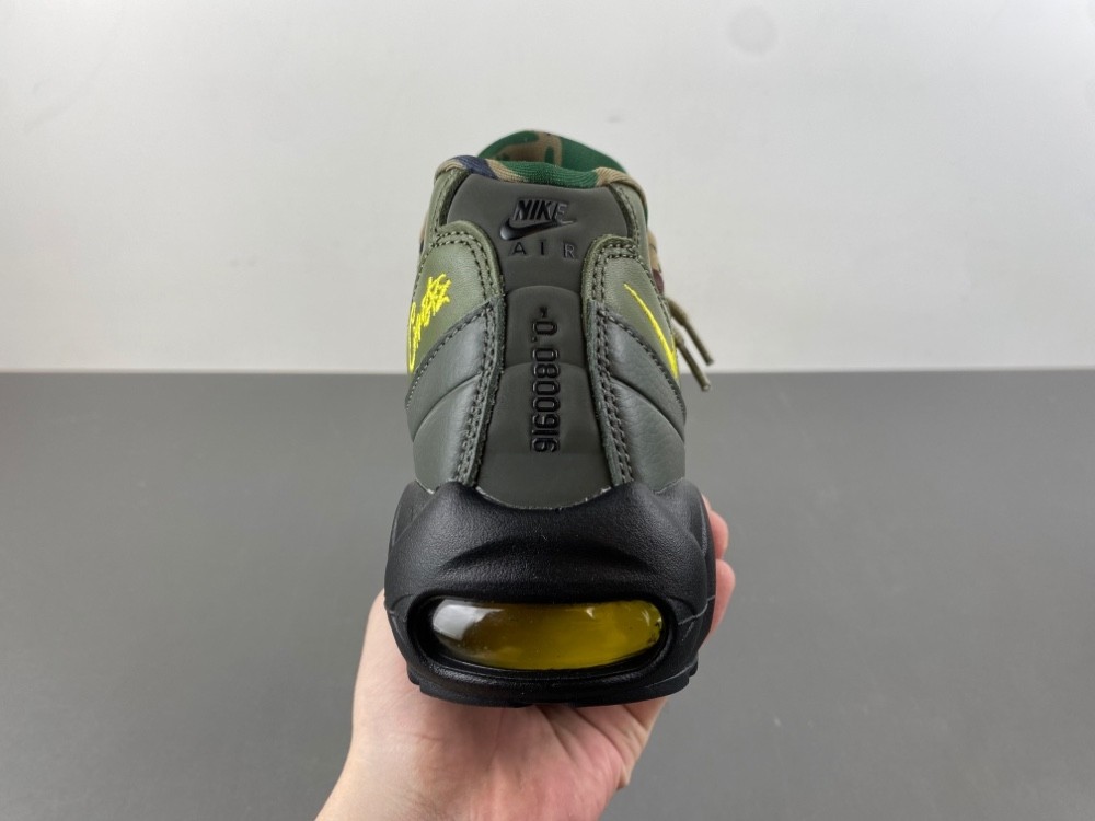 Nike Corteiz X Air Max 95 SP Rules The World FB2709-300