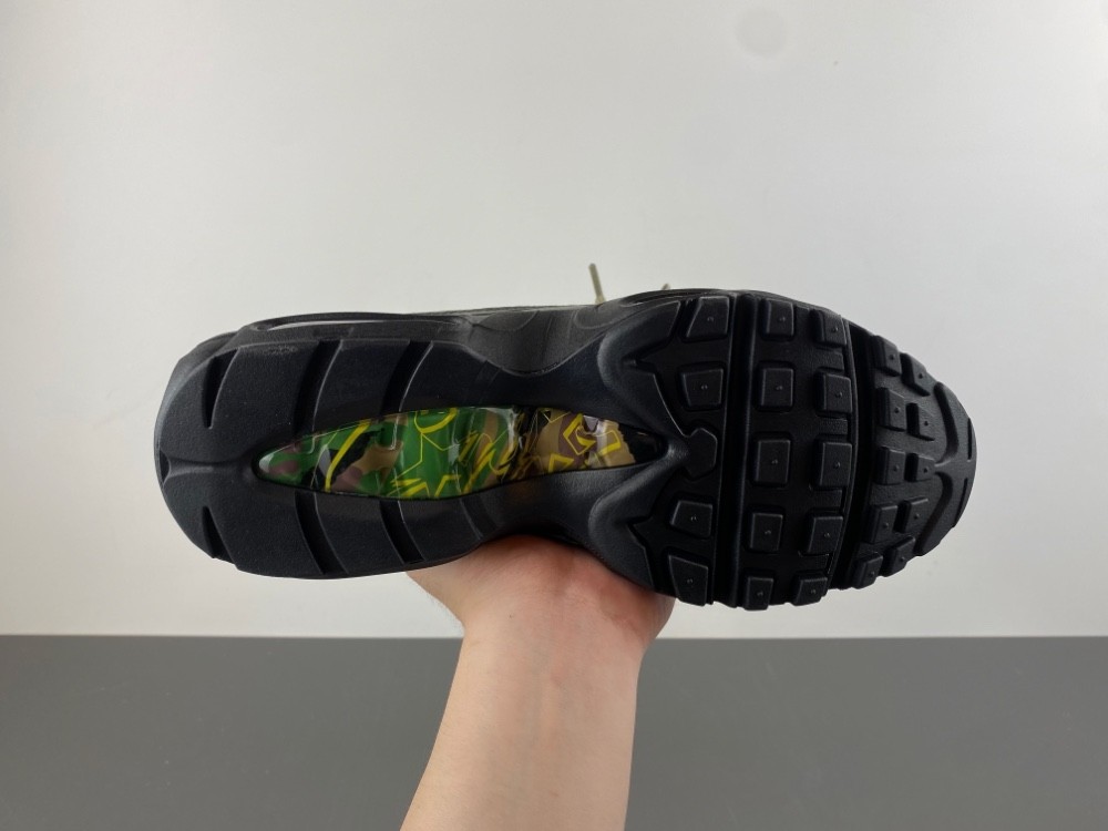 Nike Corteiz X Air Max 95 SP Rules The World FB2709-300