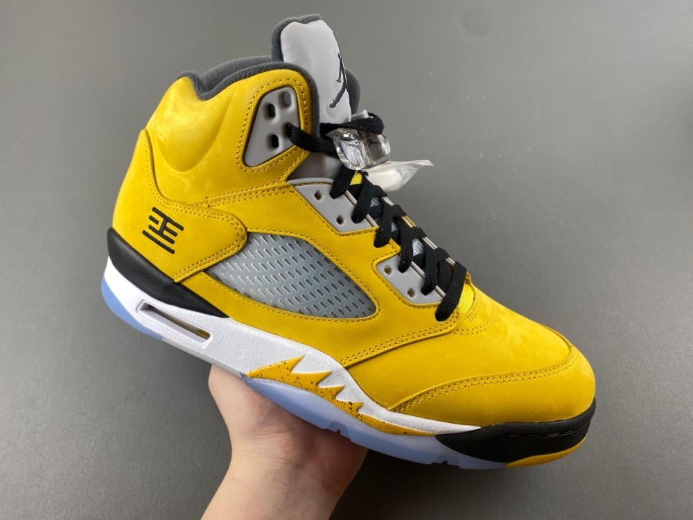 Air Jordan 5 Retro Tokyo T23 IO3372-700