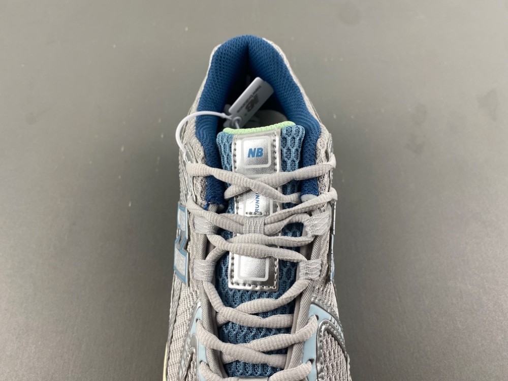 New Balance 1906R Silver Metallic Stillwater U1906RCR