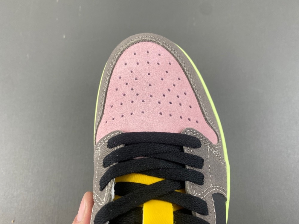 Air Jordan 1 Low Toyko Bio Hack HQ2010-005