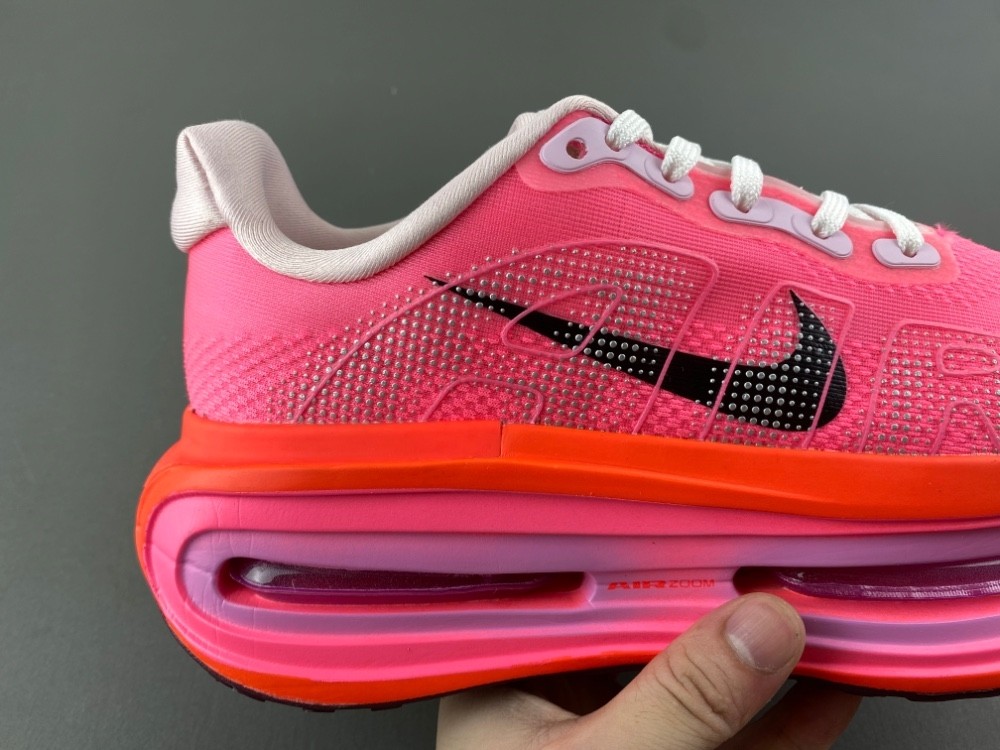 NIKE Pegasus Premium FN8453-061
