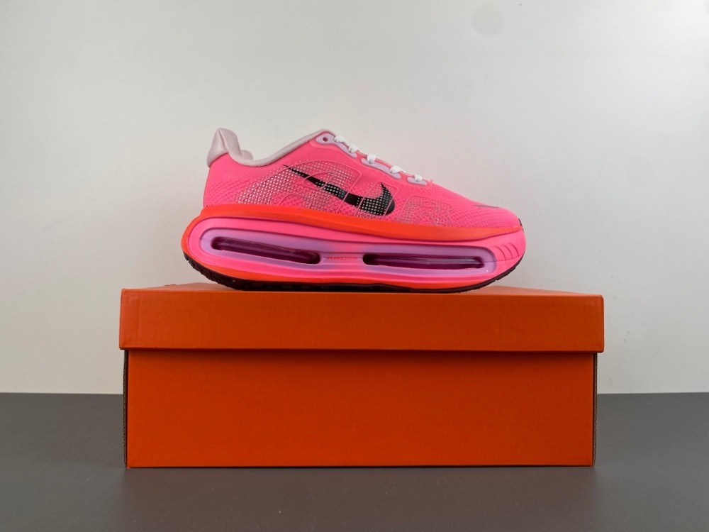 NIKE Pegasus Premium FN8453-061