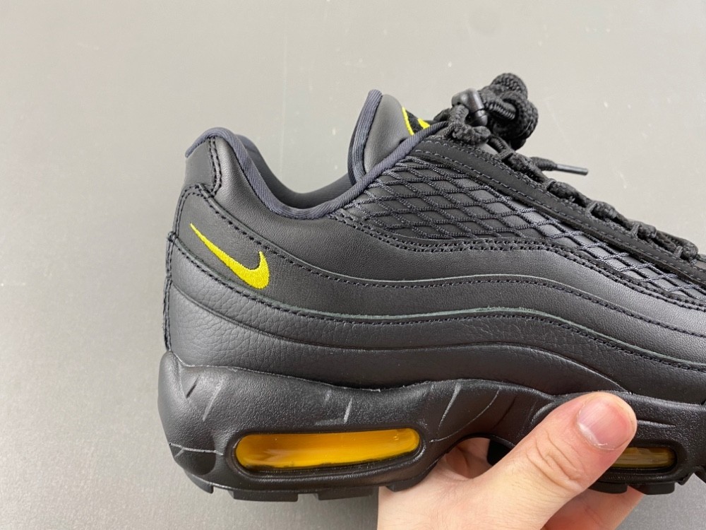 CORTEIZ x NIKE AIR MAX 95 BLACK/TOUR YELLOW FB2709-003