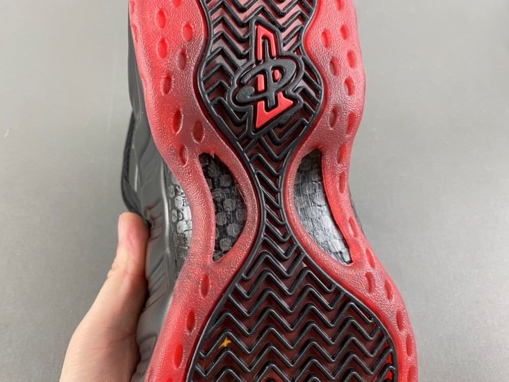 Nike Air Foamposite One Cough Drop IB2219-001