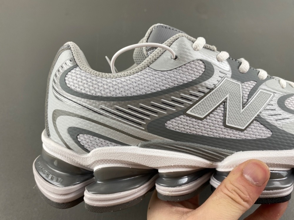 New Balance ABZORB 2000 “Baby Blue” U2000DSM