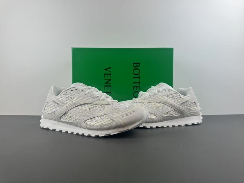 Bo*te*ga Ve*ne*ta Orbit Lace Up White (Women