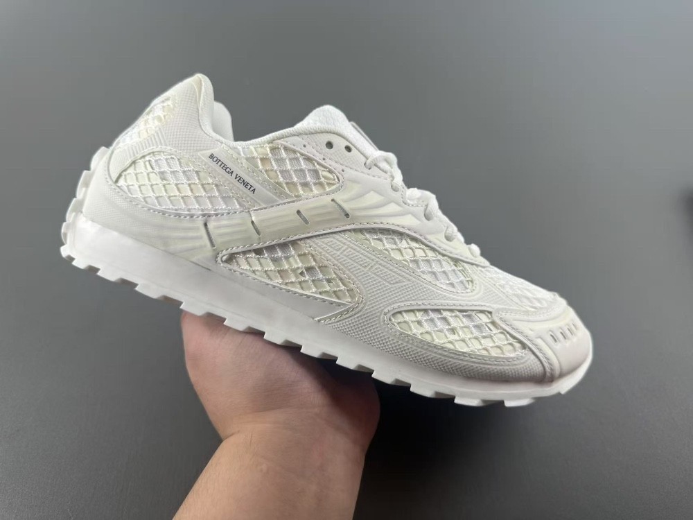 Bo*te*ga Ve*ne*ta Orbit Lace Up White (Women
