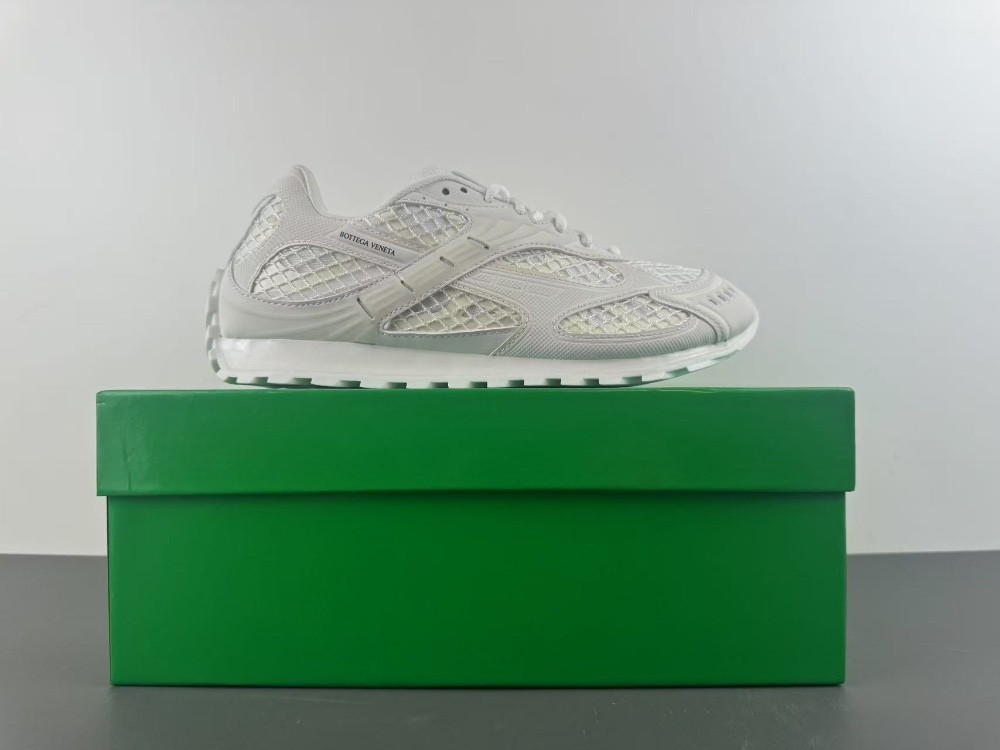 Bo*te*ga Ve*ne*ta Orbit Lace Up White (Women