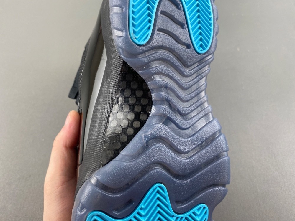 Air Jordan 11 Retro Gamma Blue (2025) - CT8012-047