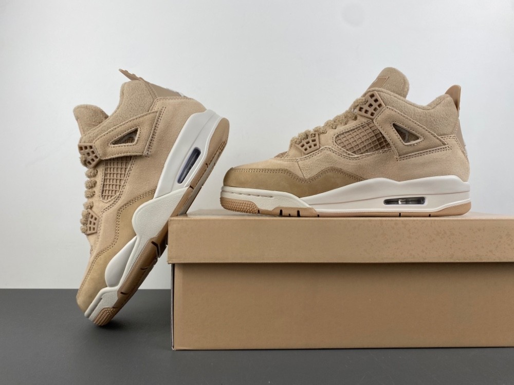 Air Jordan 4 Retro