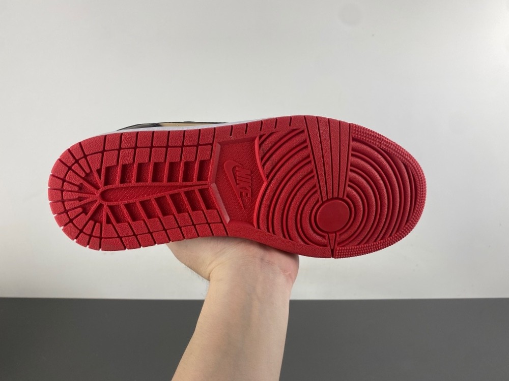 Air Jordan 1 Low SE