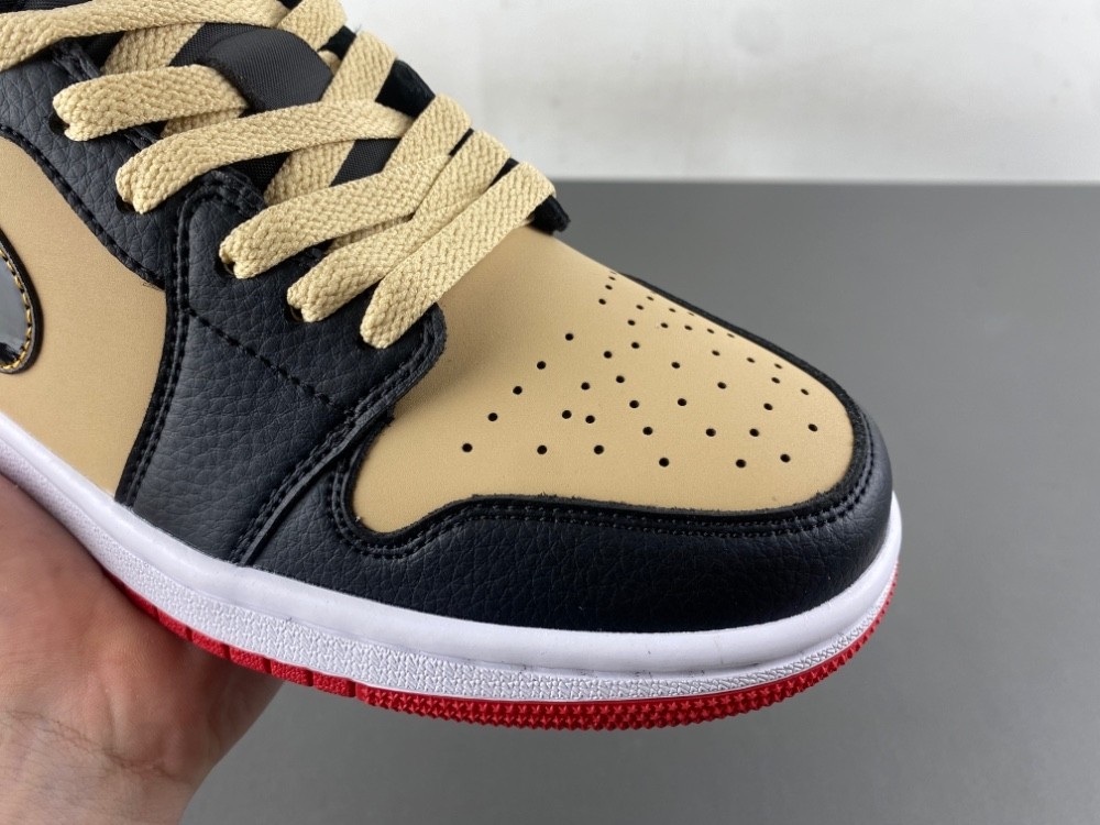 Air Jordan 1 Low SE