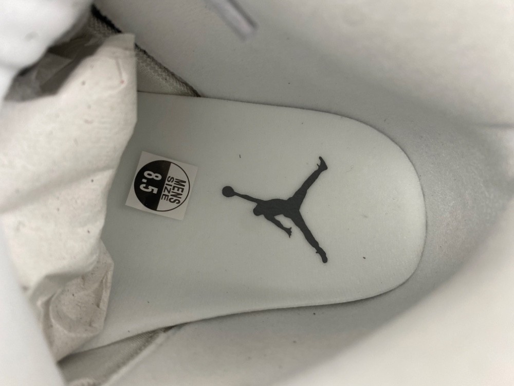 Air Jordan 5 Retro Wolf Grey (2026) DD0587-002