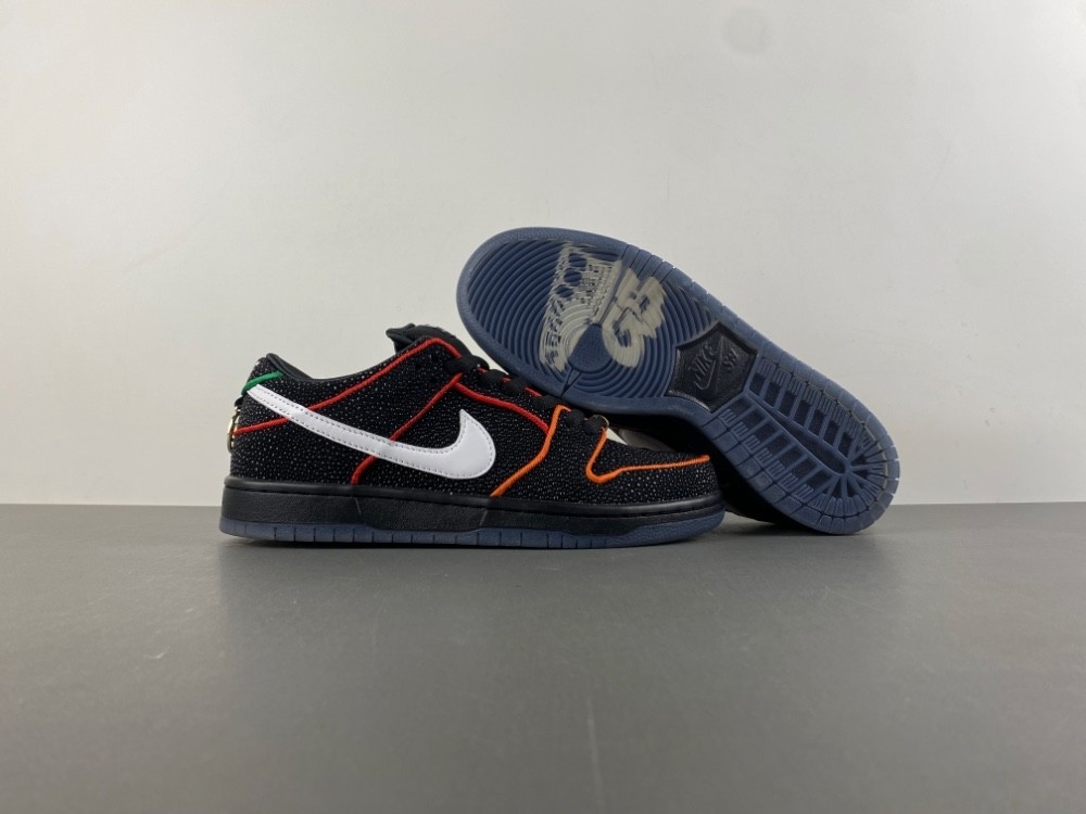 Nike SB Dunk Low Bronx Girls Skate Men