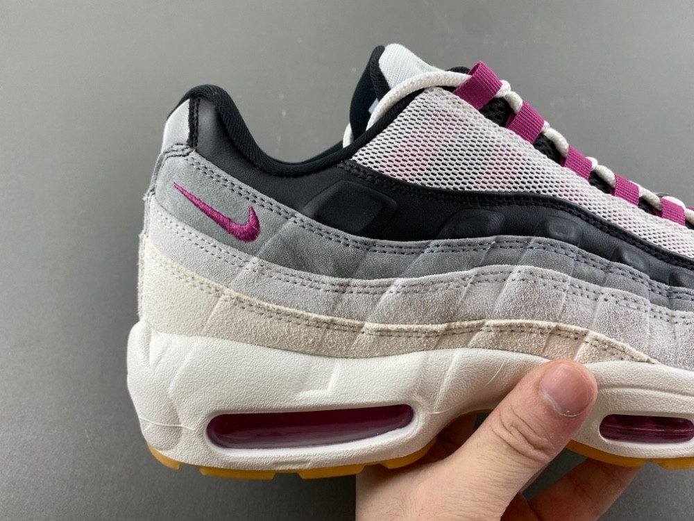 Nike SB x Air Max 95 "Cactus Flower" HF7545-100