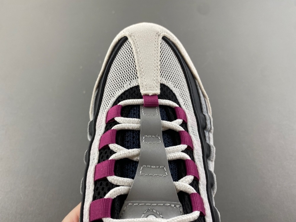 Nike SB x Air Max 95 "Cactus Flower" HF7545-100