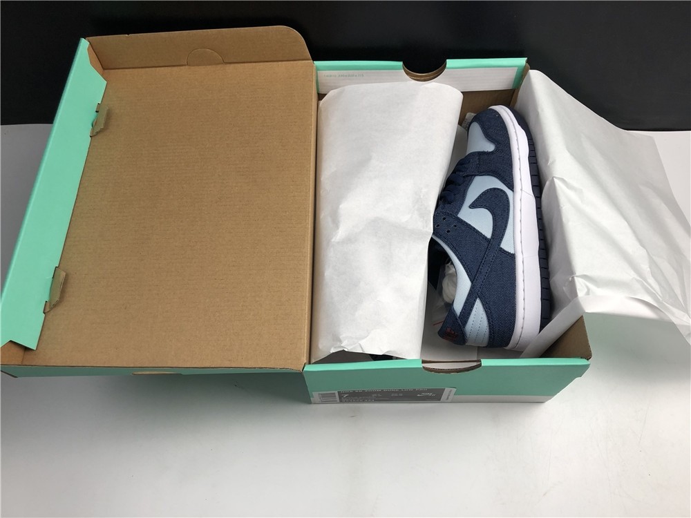 Nike SB ZOOM Dunk Low PRO 854866-444