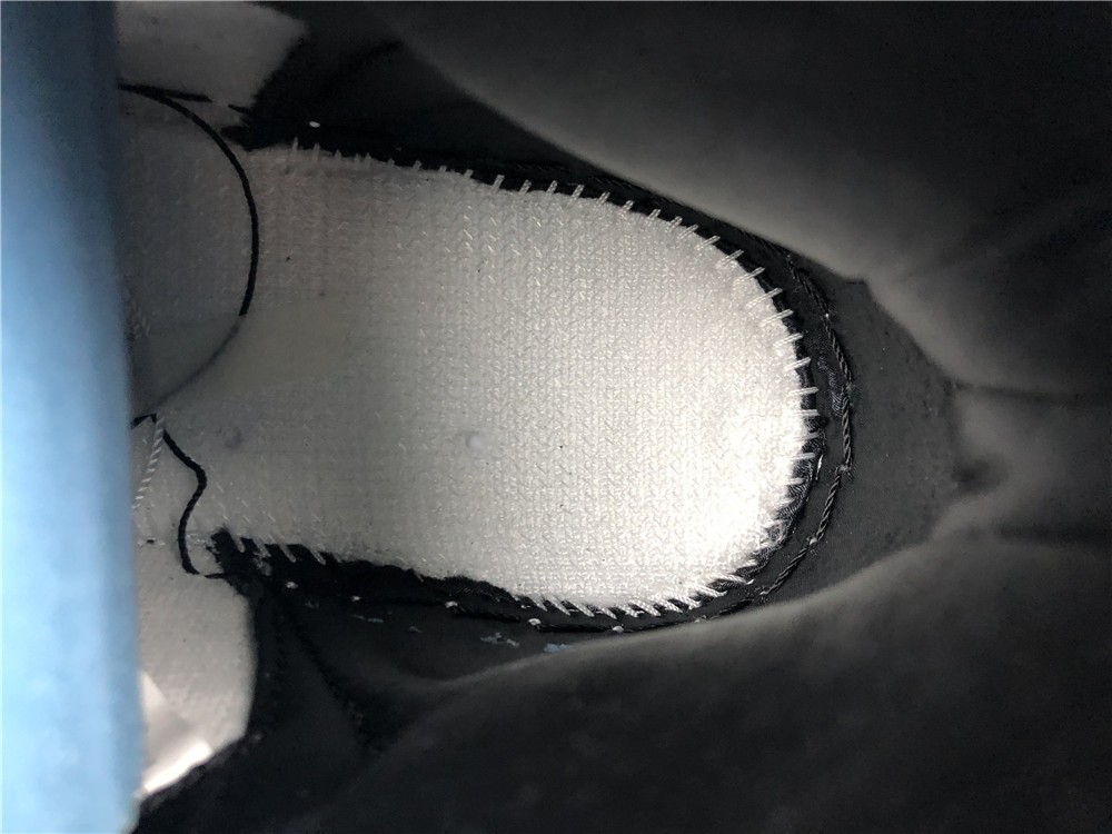 Air Jordan 1 High OG WMNS “Silver Toe” CD0461-001