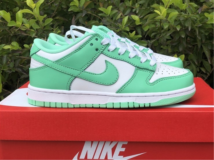 Nike Dunk Low “Green Glow” DD1503-105