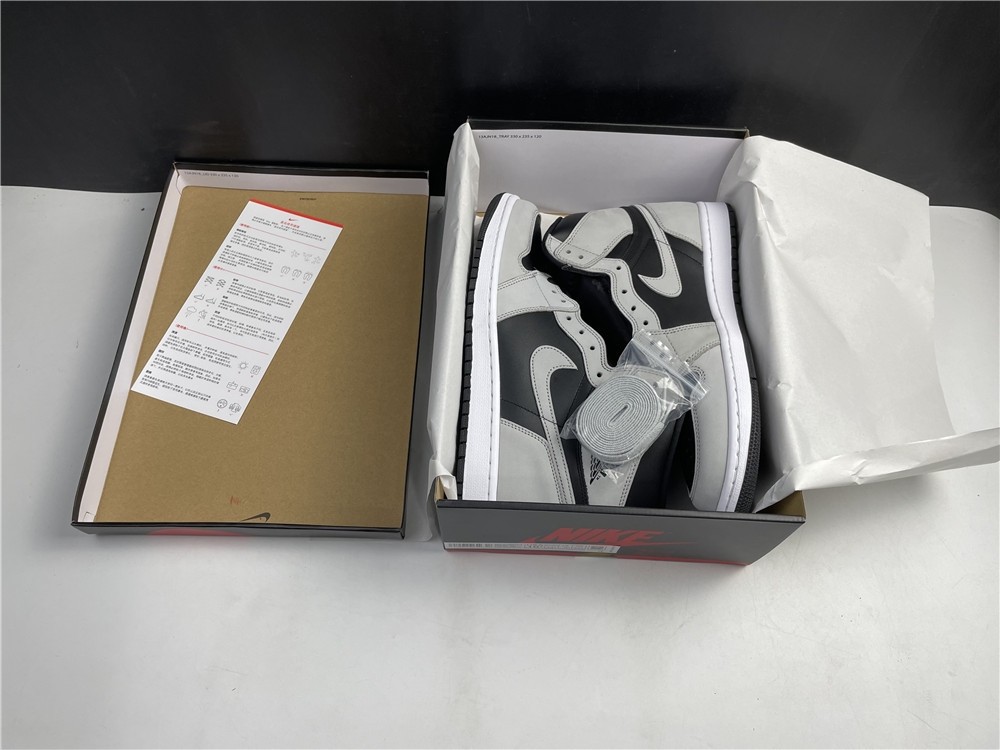 Air Jordan 1 High OG “Shadow 2.0” 555088-035 T