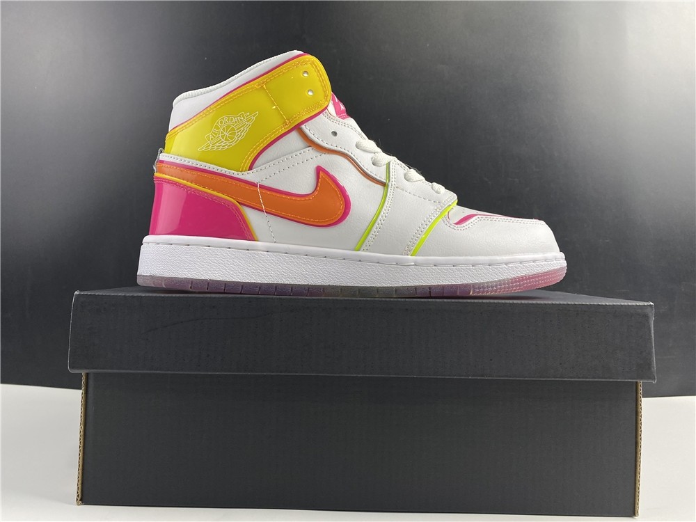 Nike Air Jordan 1 Mid CV4611-100