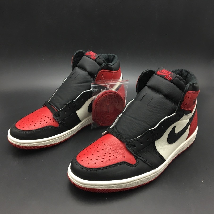 Air Jordan 1 Retro High OG Bred Toe 555088-610