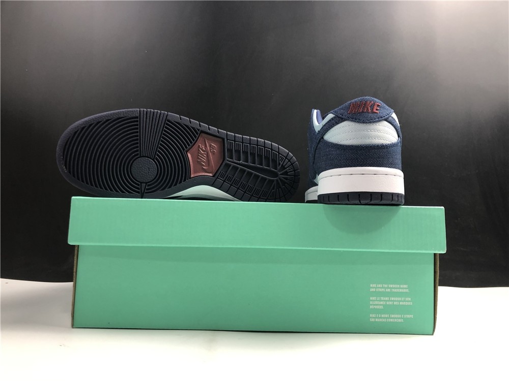 Nike SB ZOOM Dunk Low PRO 854866-444