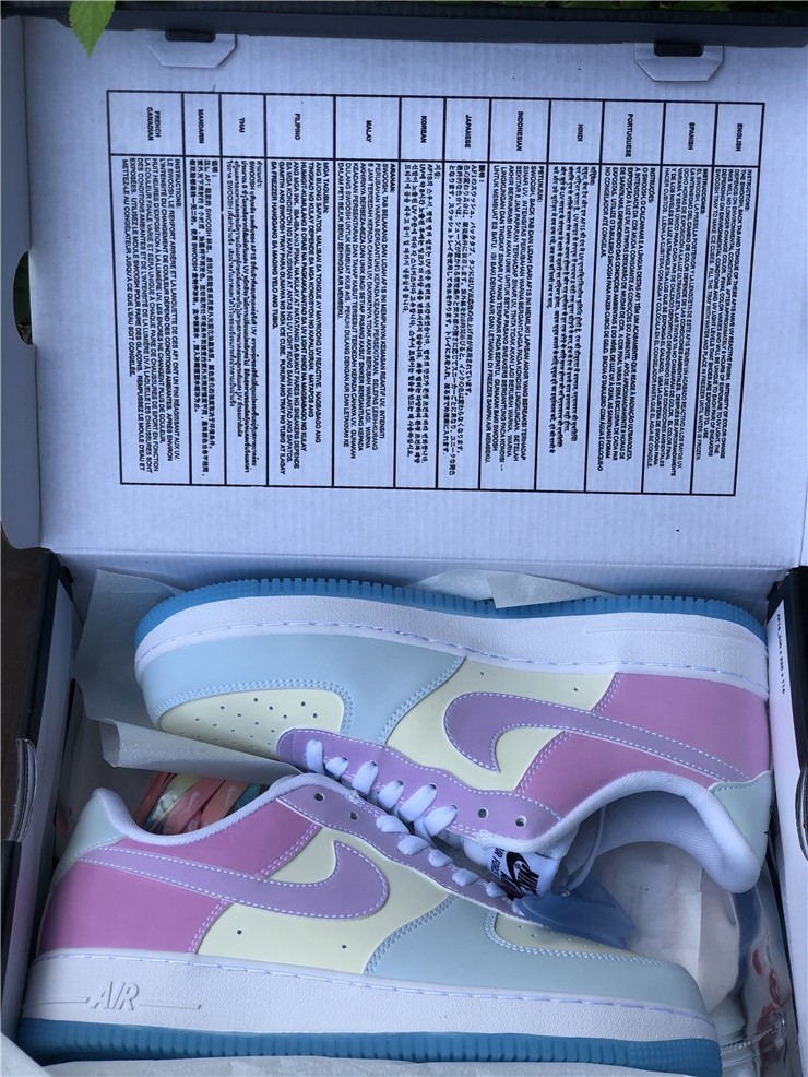 NIKE AIR FORCE 1 LOW LX UV REACTIVE (W) DA8301-100