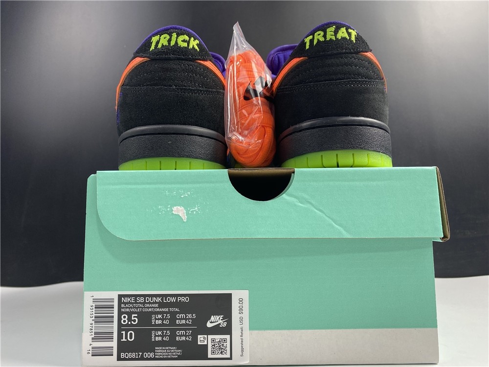 Nike SB Dunk Low “Night of Mischief” BQ6817-006