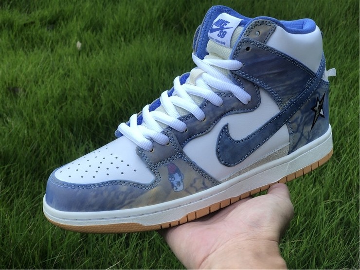 Carpet Company x Nike SB Dunk High CV1677-100