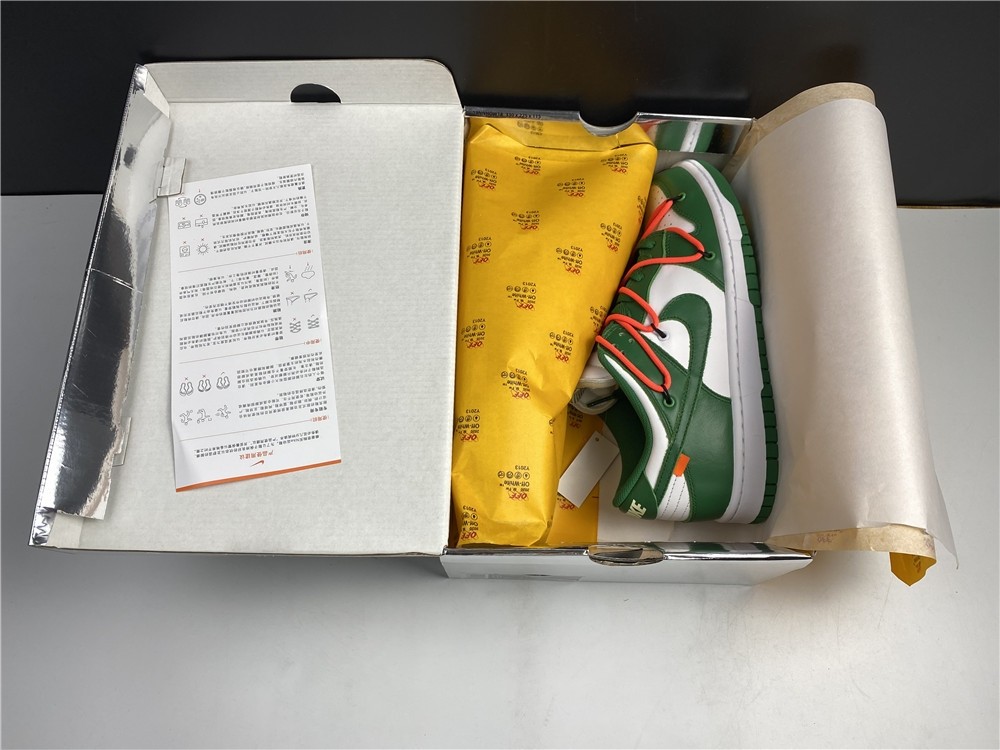 OFF-WHITE x Nike Dunk Low  green white CT0856-700
